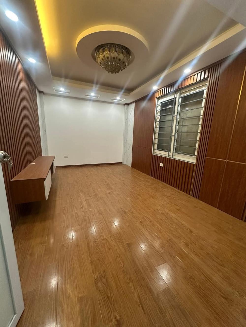 Bán Gấp Nhà Mỹ Đình Đẹp, Mới, Có Gác Lửng, Giá Tốt - 0976080966