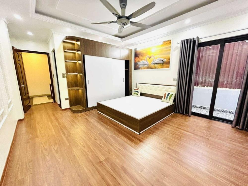 Bán Gấp Nhà Phố Minh Khai - 5 Tầng, 3 Phòng Ngủ - Full Nội Thất - Giá Tốt