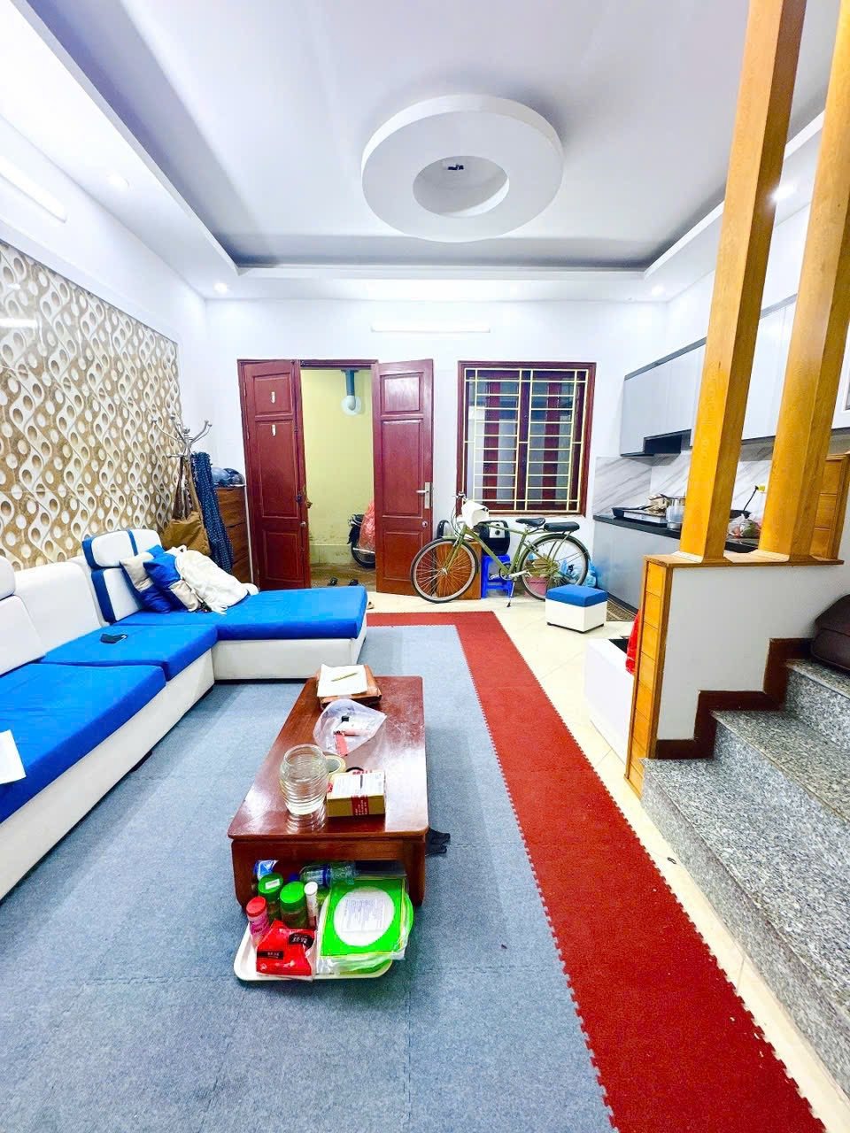 Nhà phân lô Nguyễn Khánh Toàn - 5 Tầng, MT 5m, 7.35 tỷ - Vị trí đẹp