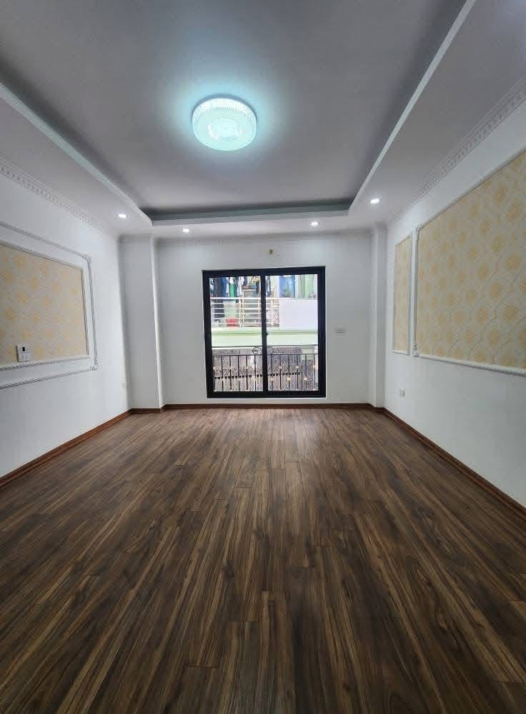 Bán nhà Ngô Quyền, Hà Đông - 9 tỷ, Ô tô đỗ cửa, Gần Chợ, Trường Học
