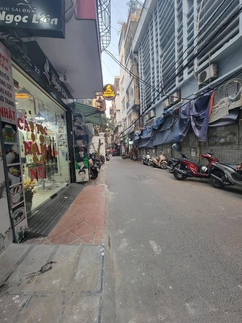 Bán Nhà Cầu Giấy 46m², 6 Tầng, Ô Tô Đỗ Cửa, Kinh Doanh Sầm Uất