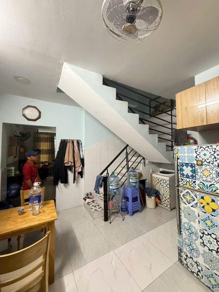 Nhà gần trường Nguyễn Hiền, Q12: 3.75 tỷ, 4.5x11m, 2 tầng