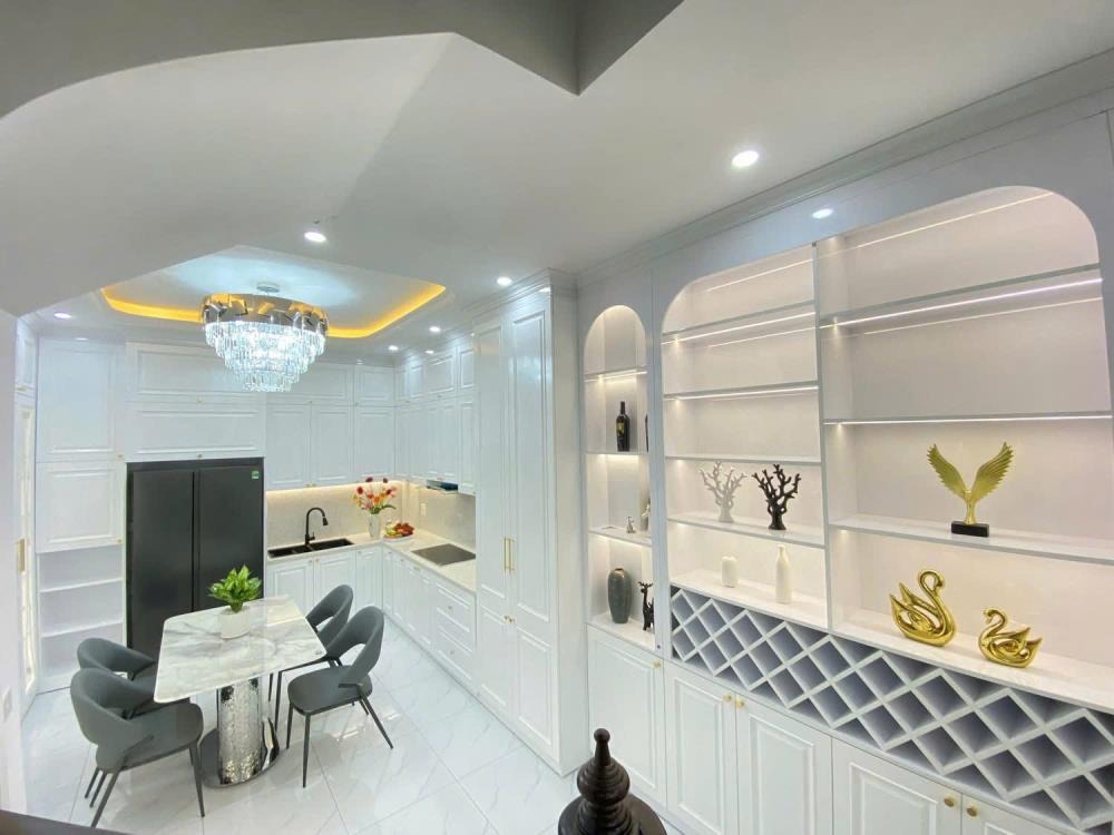 Láng Trung 53m² - 4 Tầng - Mặt Tiền 4.1m - Lô Góc Trung Tâm Đống Đa - 14.2 Tỷ
