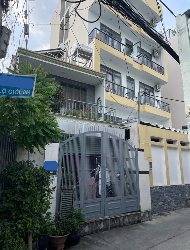 Nhà Đẹp Tân Phú: 57m2, 3PN, Hẻm Xe Hơi, Giá 6.1 Tỷ