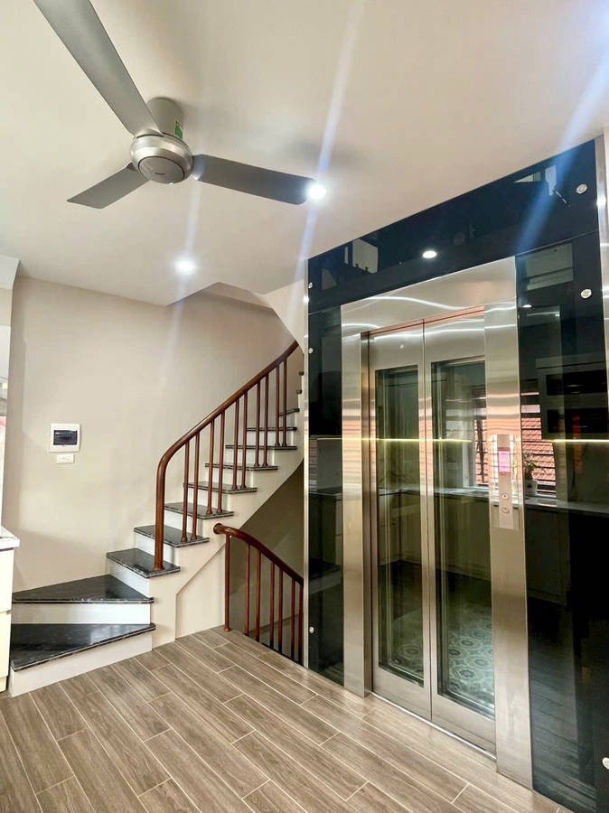 Nhà phố 6 tầng, thang máy, 65m2, ô tô vào nhà - Phương Liệt, Thanh Xuân