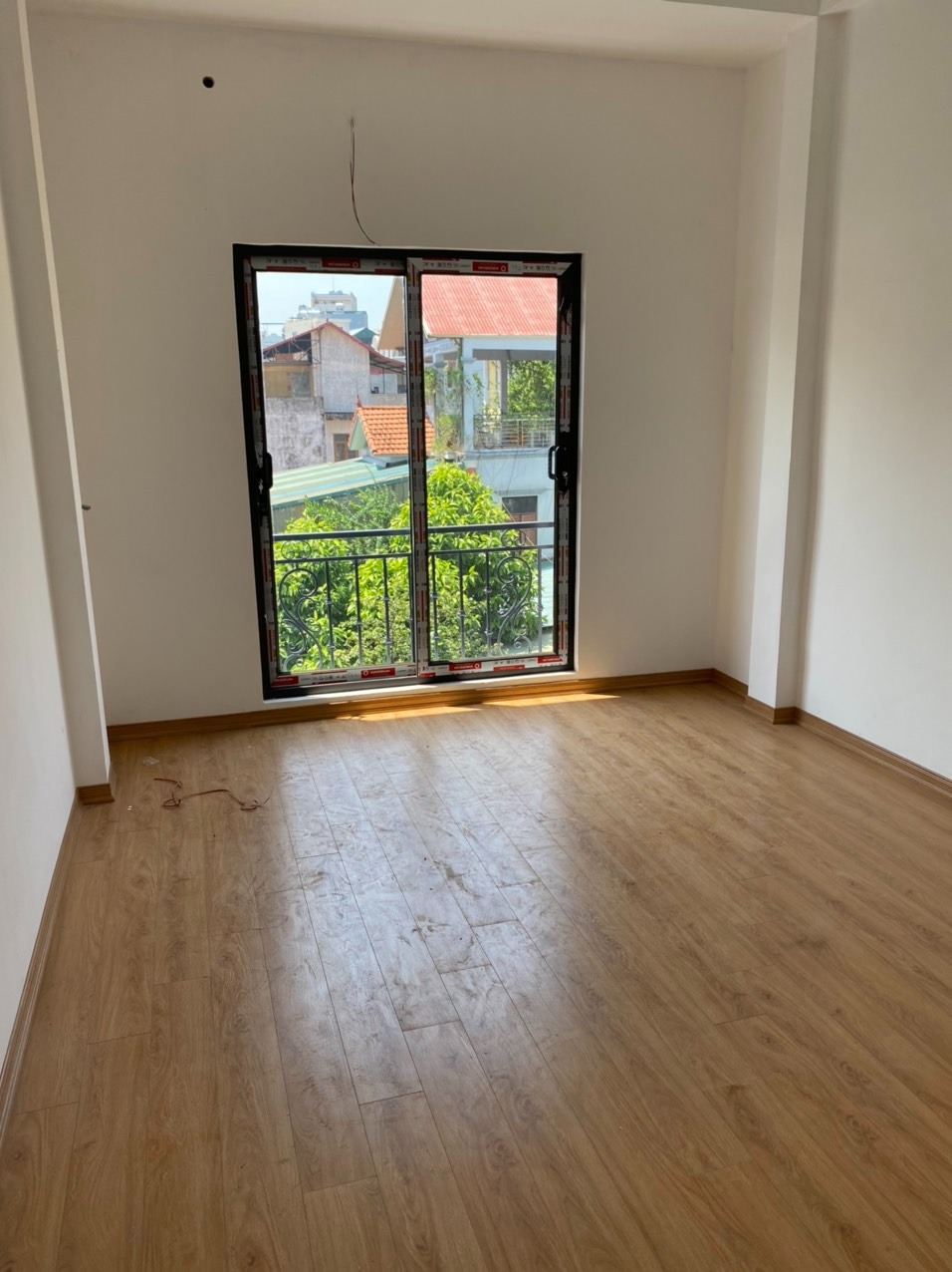 Bán Nhà Đẹp, Hiện Đại 4 Tầng, Gần Bể Bơi La Khê, Giá 7.8 Tỷ