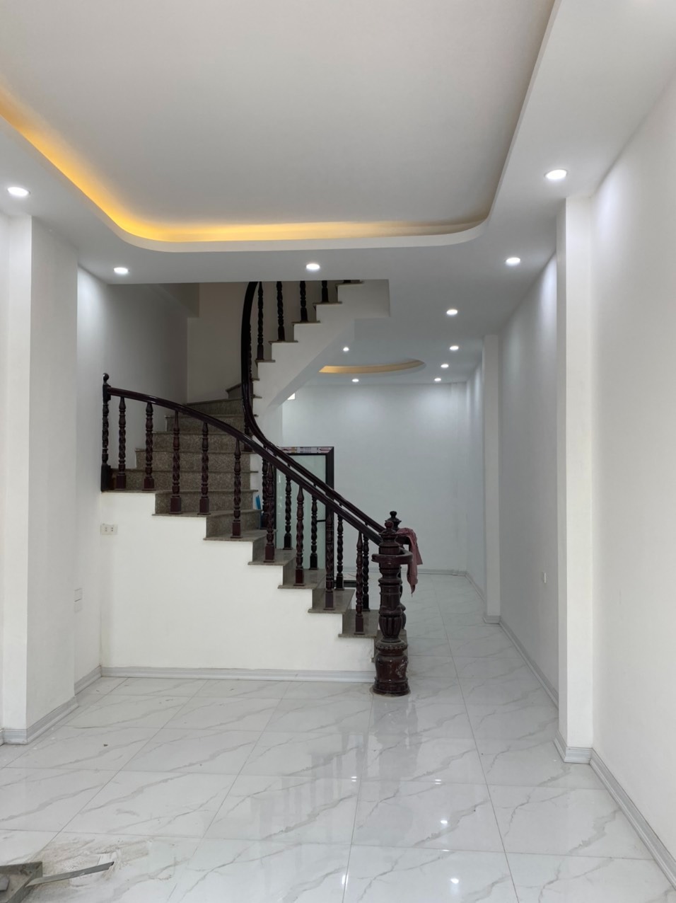 Bán Nhà Đẹp, Hiện Đại 4 Tầng, Gần Bể Bơi La Khê, Giá 7.8 Tỷ