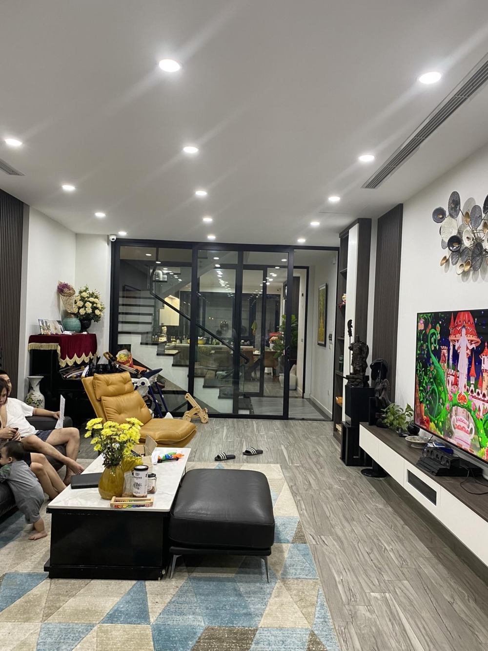 Bán nhà Ngô Thì Nhậm - Hà Cầu: 45m2, 5 tầng, thang máy, ô tô vào nhà, Giá 11.350 tỷ