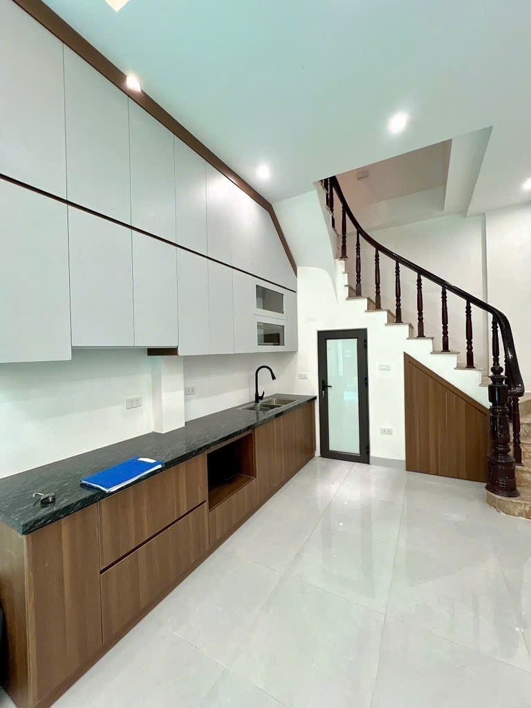 Nhà đẹp ngõ Chợ Khâm Thiên - Đống Đa - 5 Tầng, 40m², Giá 7.65 Tỷ