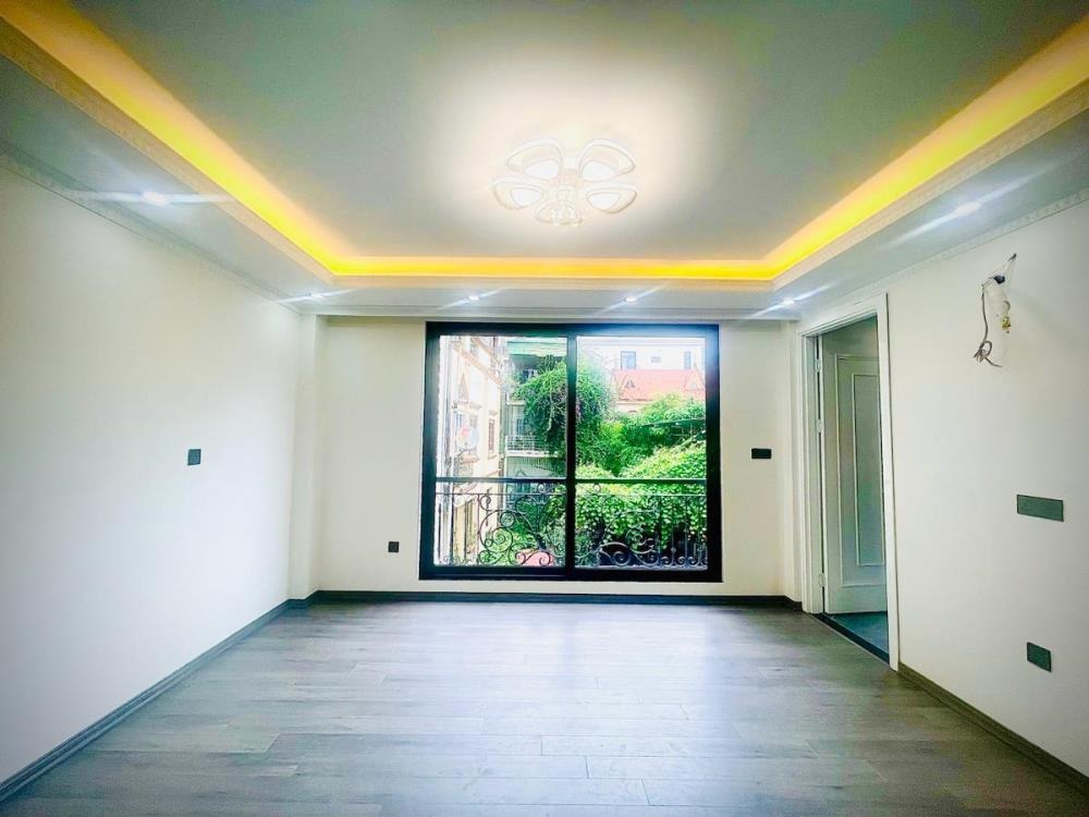 Bán nhà mặt ngõ Thái Hà, Đống Đa - 6 Tầng, Thang Máy, Ô Tô Gần