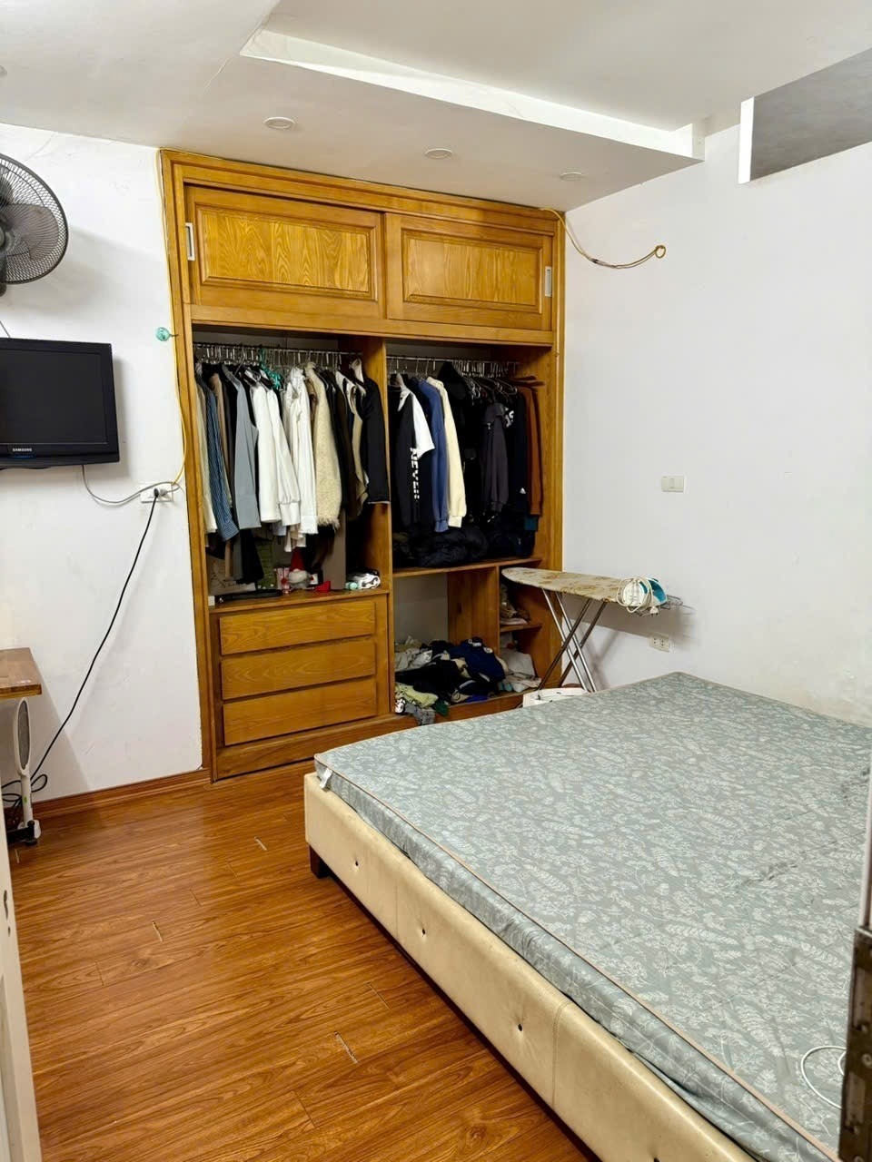 Bán Căn Hộ Chung Cư Khu Đô Thị Trung Hòa Nhân Chính - Vị Trí Đẹp, Giá Tốt
