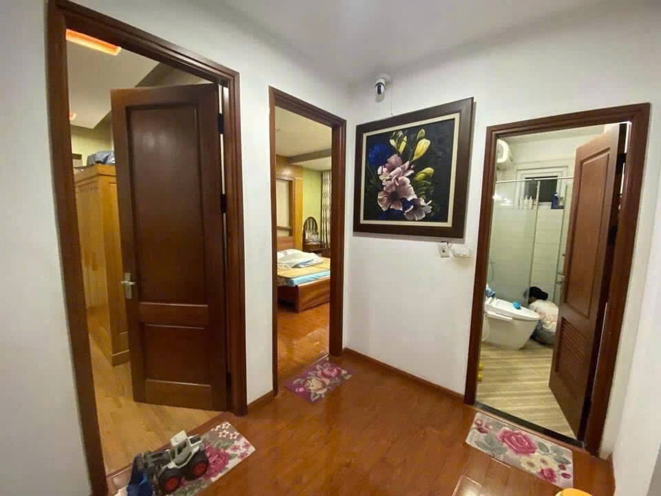 Bán nhà Thái Hà 63m2, 5 tầng, mặt tiền 6.6m, ô tô vào nhà, Đống Đa - Giá 20 tỷ