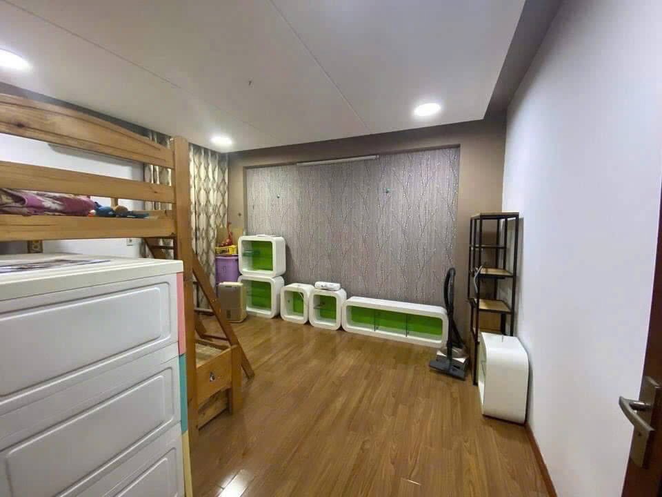 Bán nhà Thái Hà 63m2, 5 tầng, mặt tiền 6.6m, ô tô vào nhà, Đống Đa - Giá 20 tỷ