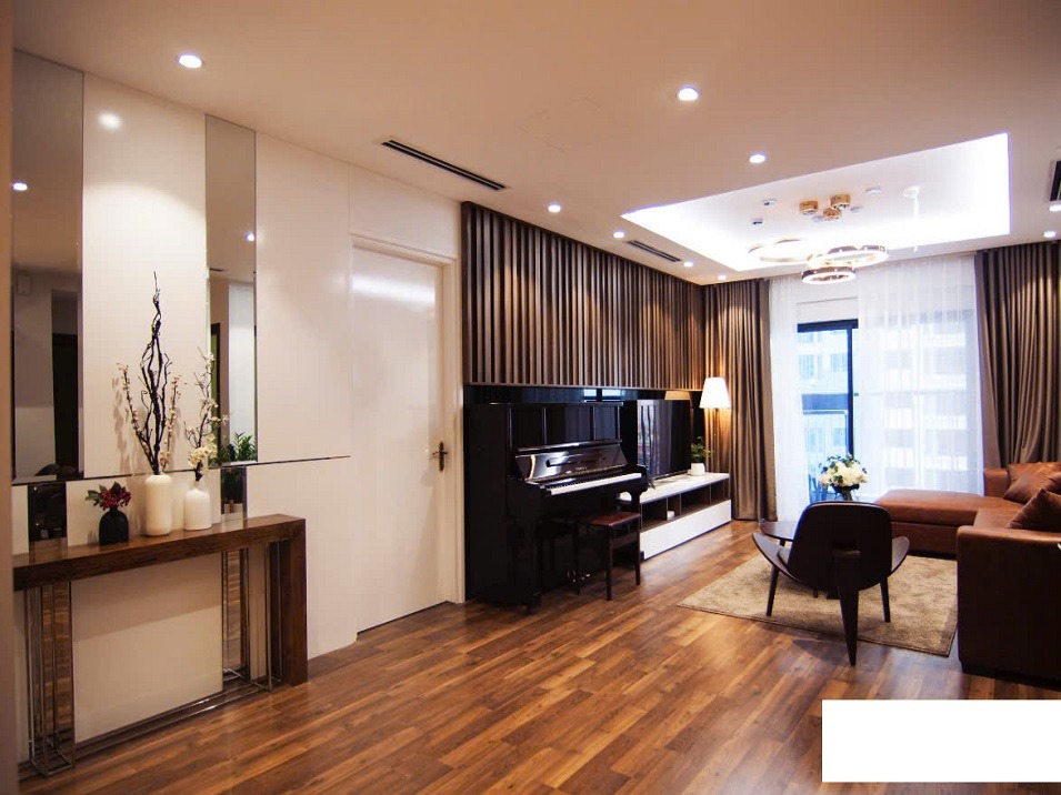 Căn Góc Sun Grand City: Hàng Hiếm View Hồ, 4PN, Full Nội Thất, Giá Tốt