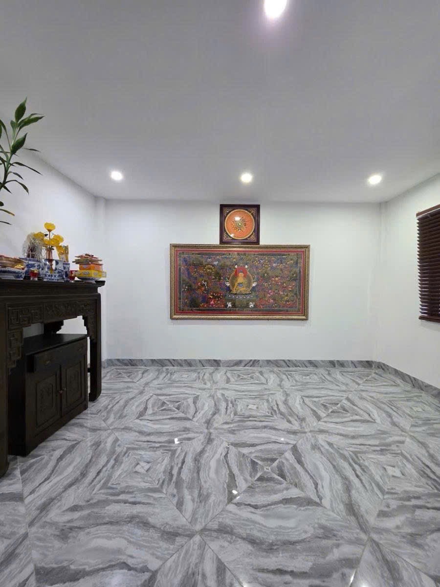 Siêu phẩm Ba Đình - 42m2, 5 Tầng, Mặt Tiền Rộng 9m, Giá 9.5 tỷ