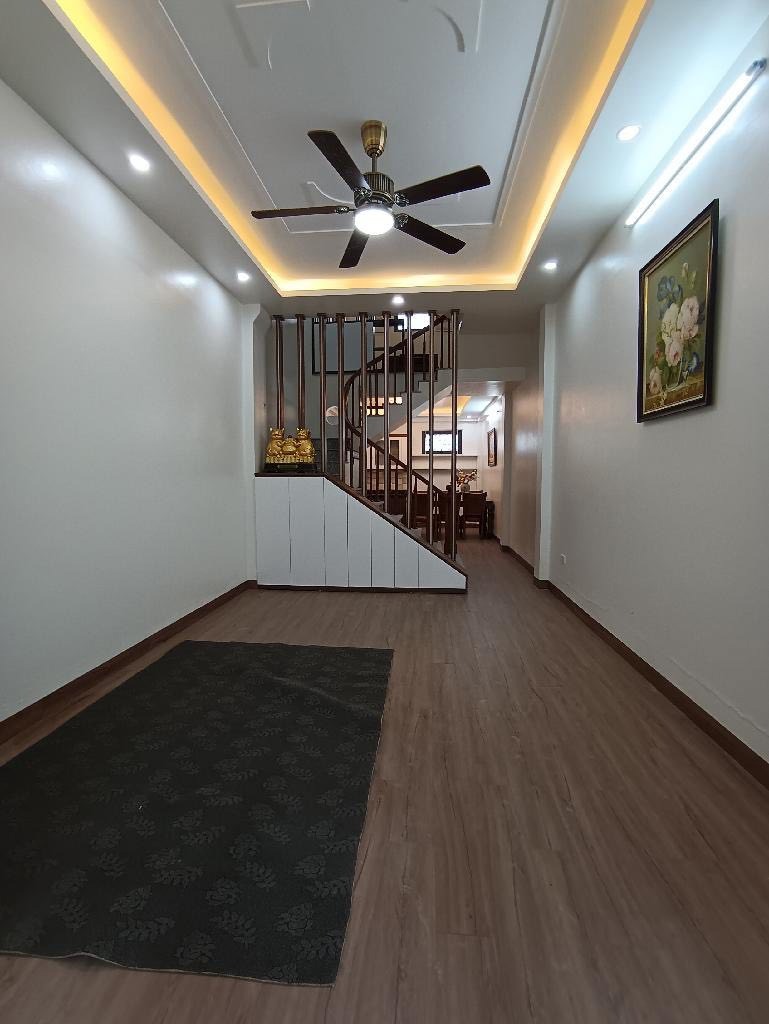 Nhà Đẹp 40m2 x 5 Tầng, Yên Nghĩa, Hà Đông - Giá 5 tỷ - Ô Tô Đỗ Gần