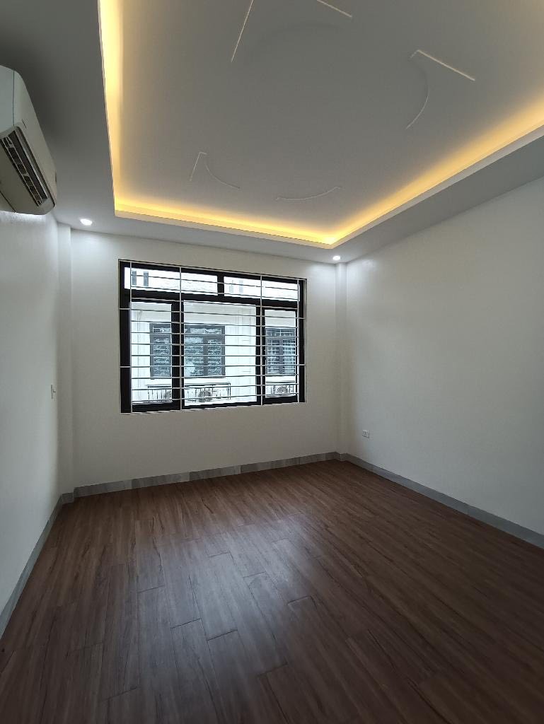 Nhà Đẹp 40m2 x 5 Tầng, Yên Nghĩa, Hà Đông - Giá 5 tỷ - Ô Tô Đỗ Gần