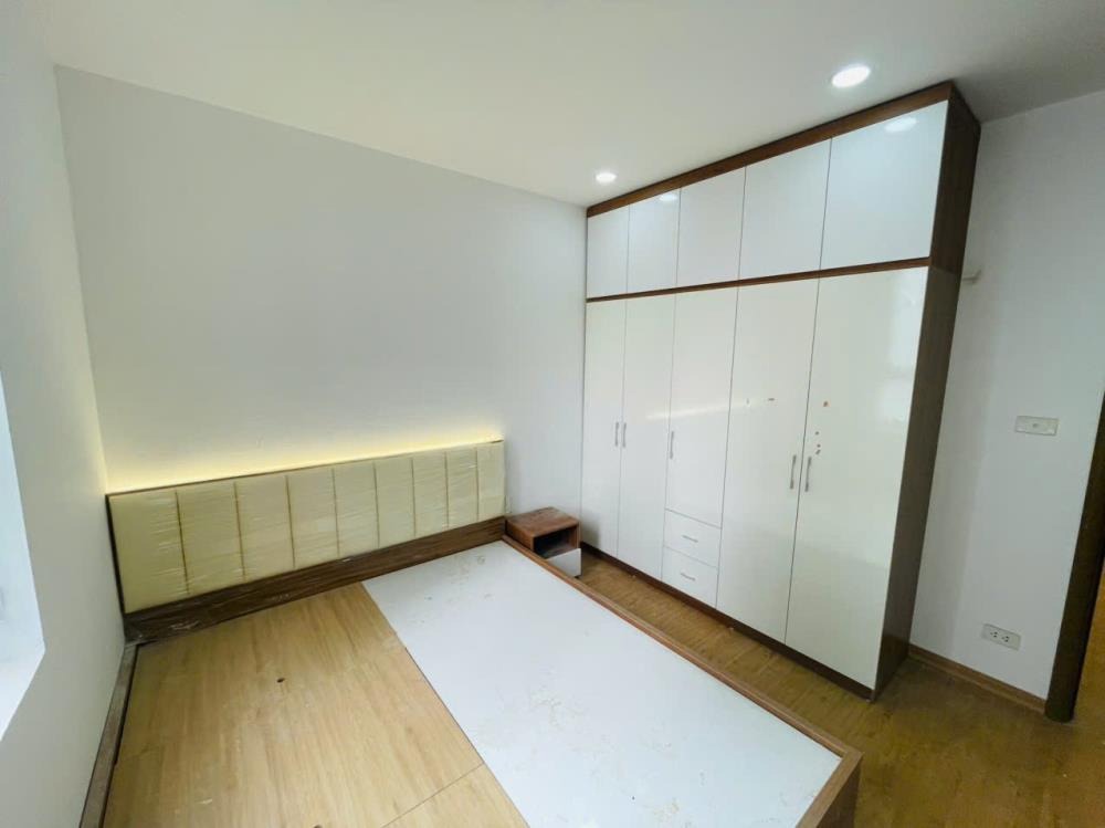 Chính chủ bán căn hộ chung cư Nam Trung Yên, Cầu Giấy, Hà Nội