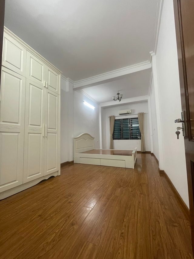 Bán nhà phố Lê Trọng Tấn, Thanh Xuân - 32m2 x 5 tầng, MT 3.3m, Giá 12.6 tỷ