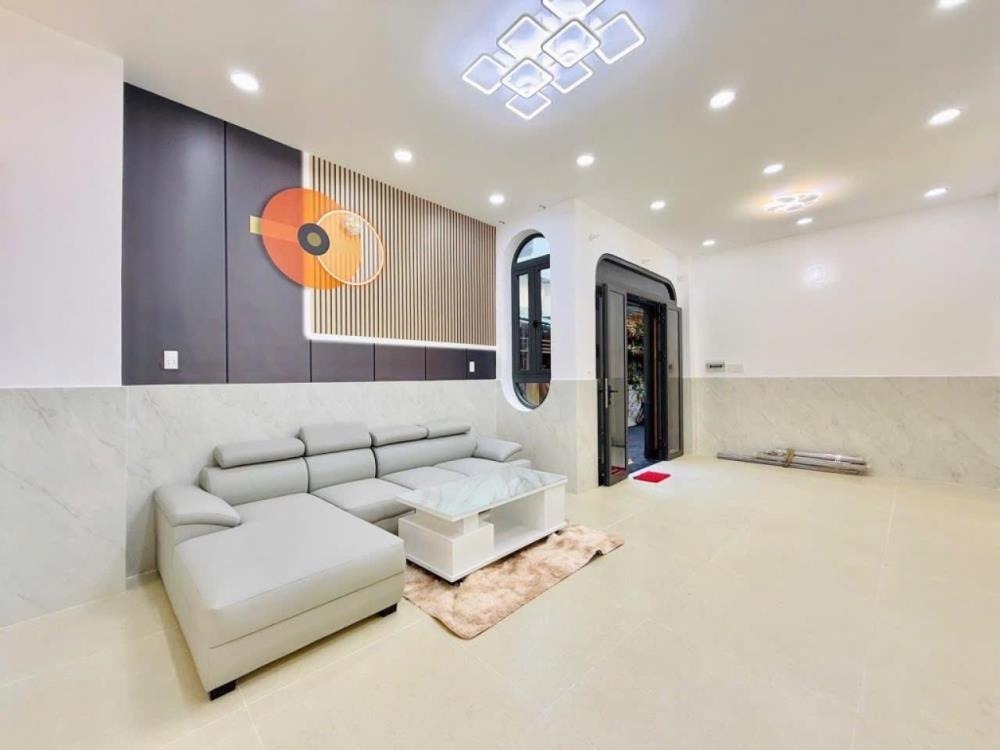 Biệt Thự Lê Hoàng Phái GV 193m2, 10x16m - 100% Giá Chỉ 19 Tỷ