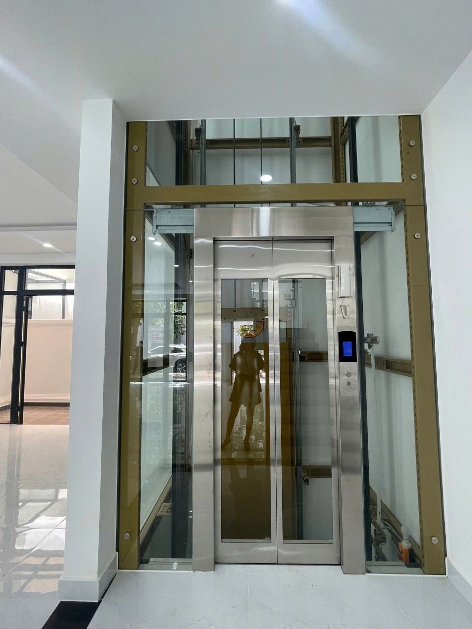 Cho Thuê Nhà Phố 5 Tầng, Thang Máy, Vị Trí Vàng VinHomes Grand Park