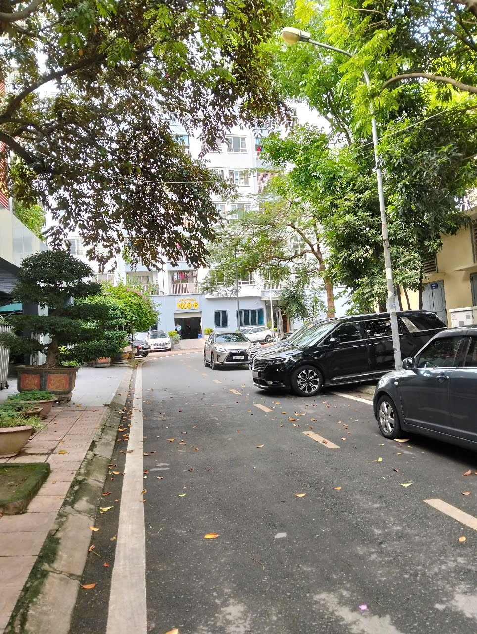 Biệt Thự Song Lập Dịch Vọng - 152m² - 68 Tỷ - Vị Trí Đắc Địa