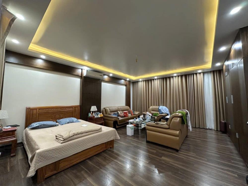 Khu Đô Thị Him Lam Vạn Phúc: Bán nhà 50m2, 7 Tầng, Mặt Tiền 5m, Giá Tốt
