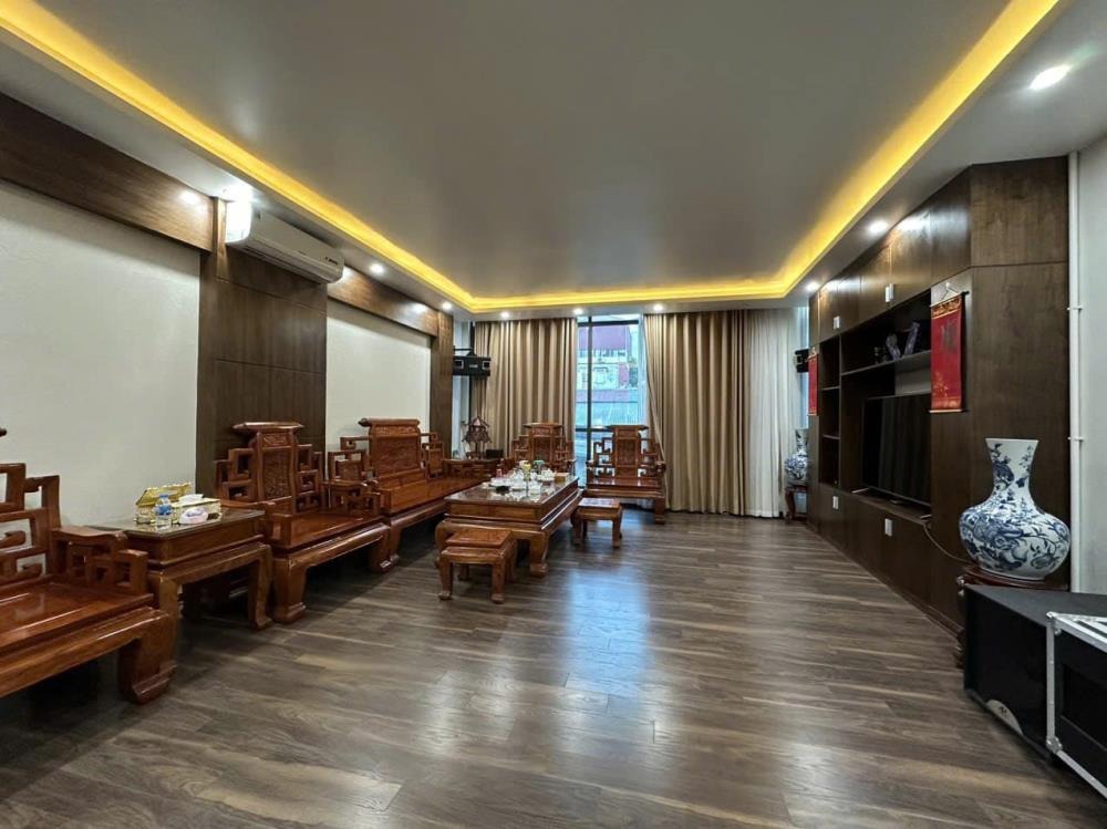 Khu Đô Thị Him Lam Vạn Phúc: Bán nhà 50m2, 7 Tầng, Mặt Tiền 5m, Giá Tốt