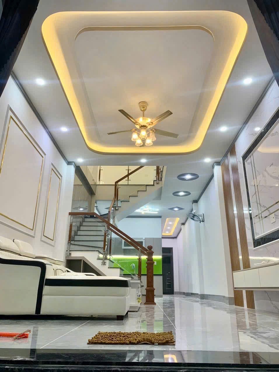 Bán Gấp Nhà Phố Bình Chánh: 1 Trệt 1 Lầu, Full Nội Thất Cao Cấp, Giá Tốt Nhất