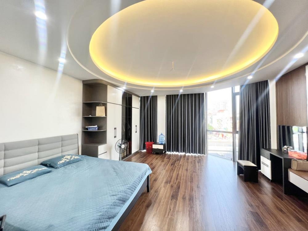Nhà góc 65m2, 8 tầng, mặt tiền 10m - Vị trí đắc địa Quận Thanh Xuân, Hà Nội