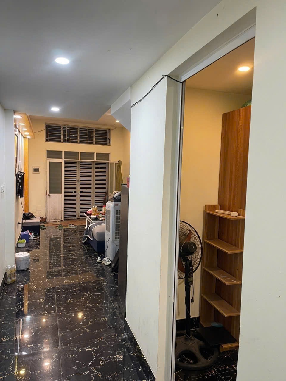 Nhà đẹp Mỹ Đình - 48m2, sổ nở hậu - Giá 7.3 tỷ - Ngõ xe 5 tạ