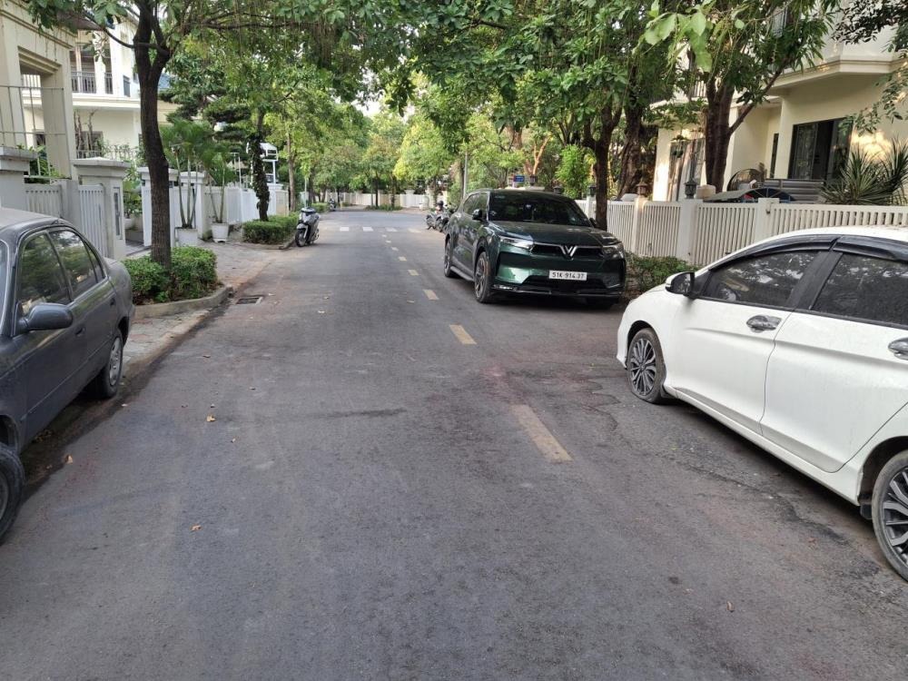 🔥 Sốc! Biệt Thự 3 Tầng 300m² Senturia Vườn Lài Q12 - Giá 26 Tỷ