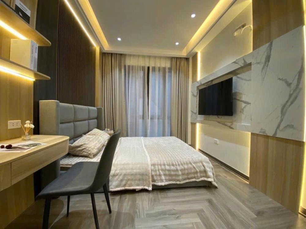 Cơ Hội Vàng: Sở Hữu Nhà Phố 5 Tầng, Thang Máy Tại Vạn Phúc, Giá Chỉ 7 Tỷ
