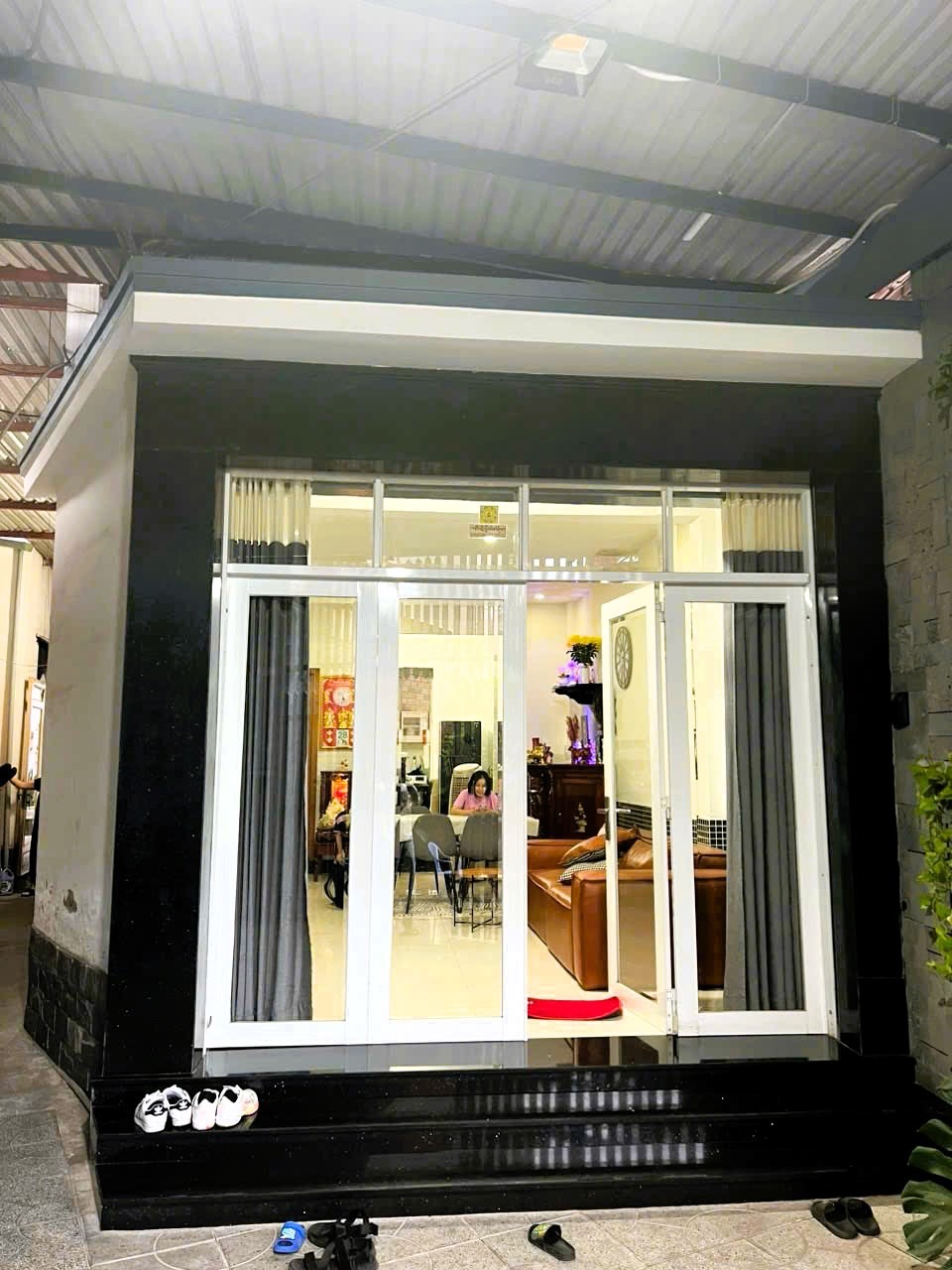 Bán nhà 104m2 Mặt Tiền Đường 14 Linh Đông, Thủ Đức - Giá Tốt