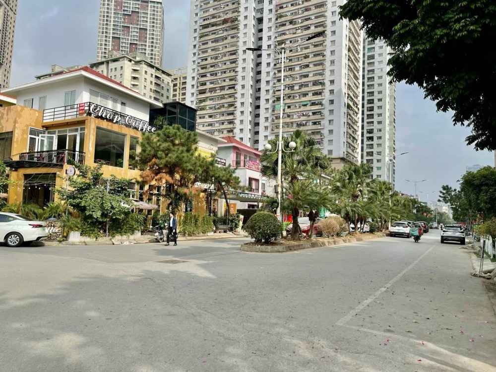 Siêu phẩm Lô Góc Mặt Tiền Kinh Doanh - Văn Khê, Giá Tốt