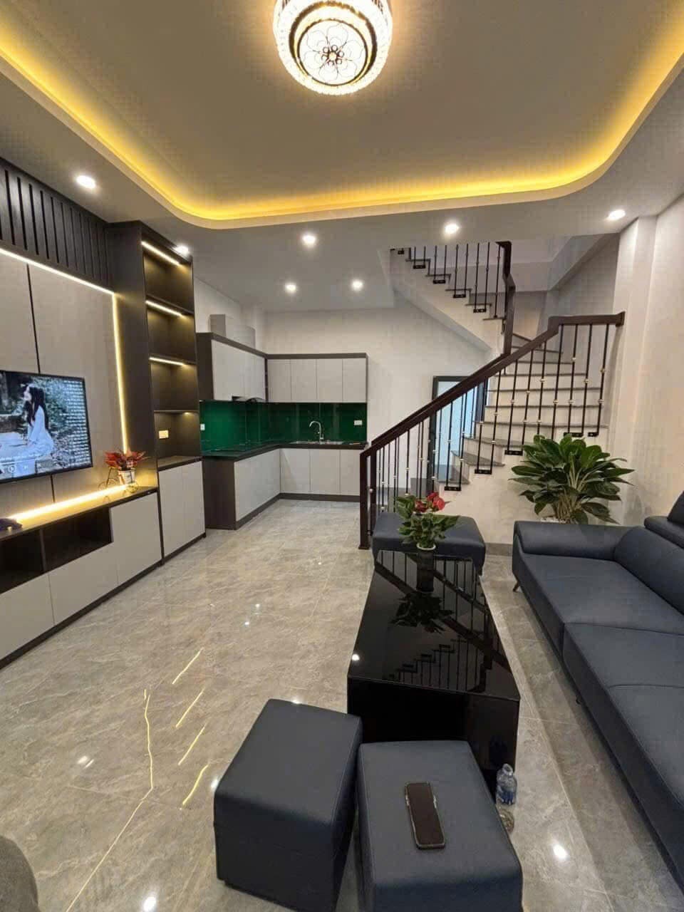 Bán Nhà Hà Đông 31m2, 5 Tầng, Full Nội Thất - Giá 7.9 Tỷ