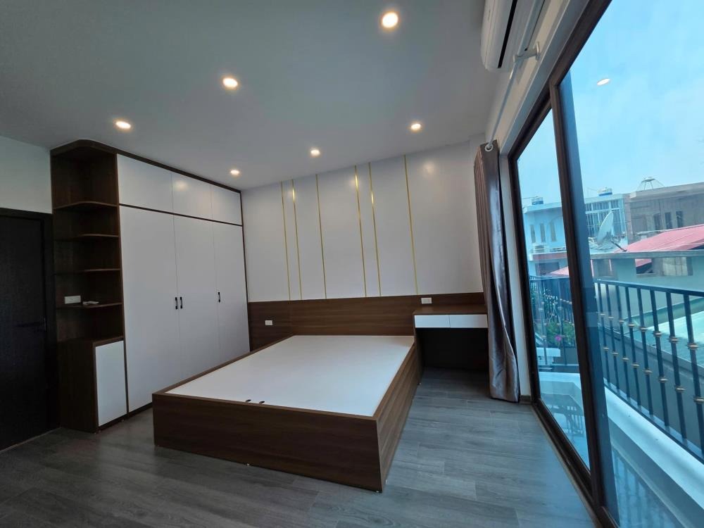Bán Nhà Hà Đông 31m2, 5 Tầng, Full Nội Thất - Giá 7.9 Tỷ