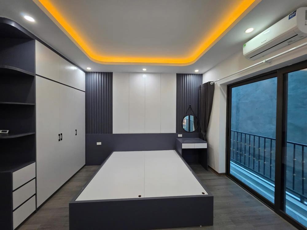 Bán Nhà Hà Đông 31m2, 5 Tầng, Full Nội Thất - Giá 7.9 Tỷ