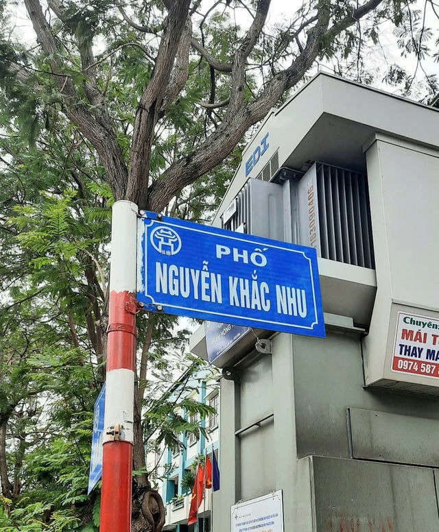 Bán nhà mặt phố Nguyễn Khắc Nhu, Ba Đình, 100m2 x 4 tầng, lô góc, giá 68 tỷ