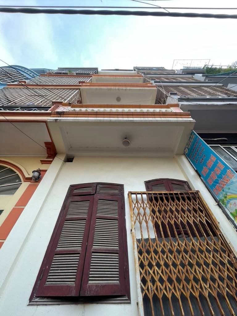 Bán nhà đường Trần Hòa, 4 tầng, 41/48m2, mặt tiền 4m, giá 9.3 tỷ - Vị trí đắc địa, thoáng mát