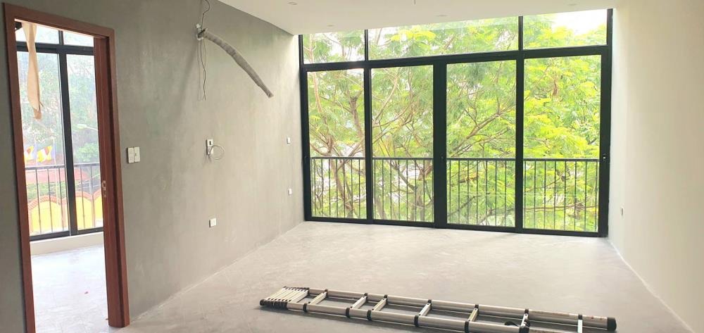 Mặt phố Trấn Vũ - Ba Đình: 131m2 x 5 tầng, MT 16m, View Hồ Trúc Bạch - Lợi nhuận cao