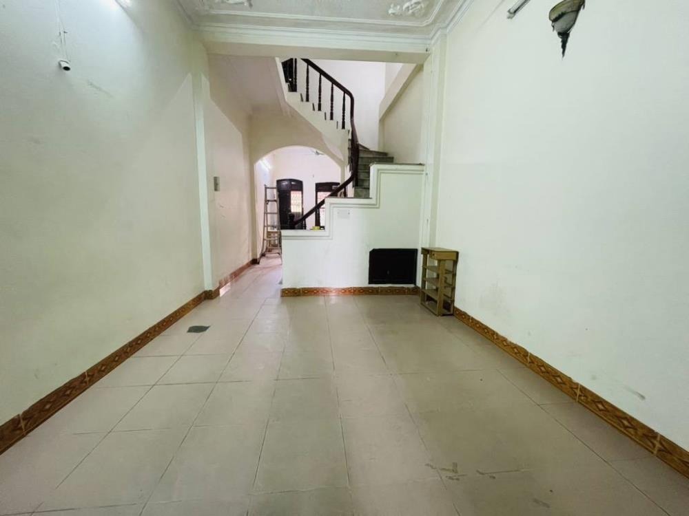 Bán nhà đường Trần Hòa, 4 tầng, 41/48m2, mặt tiền 4m, giá 9.3 tỷ - Vị trí đắc địa, thoáng mát
