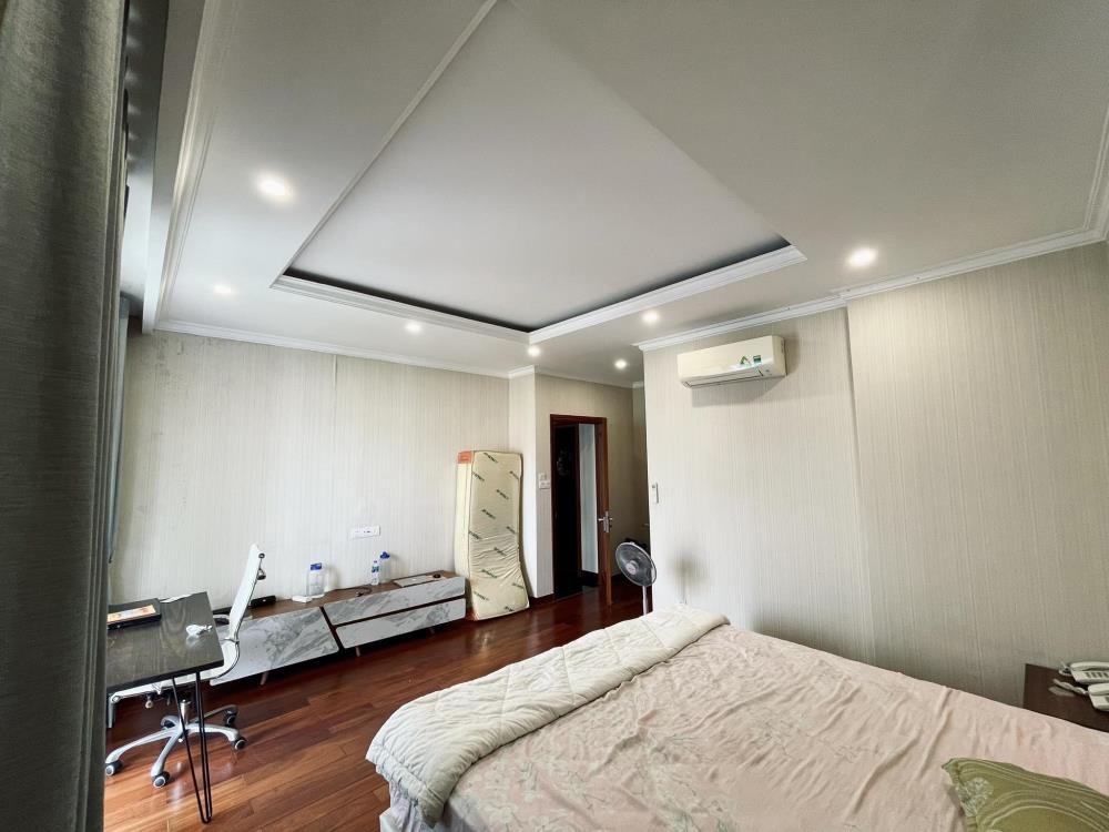 Biệt Thự Cao Cấp 200m² Đường 16m - Vị Trí Đắc Địa Quận Bình Thạnh