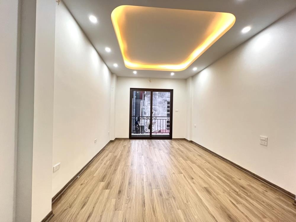 Nhà Mới Lò Đúc - Trần Khắc Chân - 40m2 - 6 Tầng - Thang Máy - Giá Tốt
