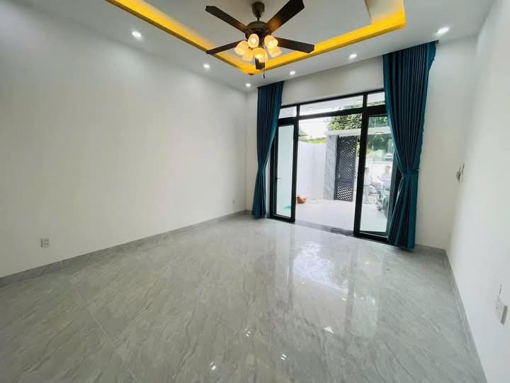 Nhà phố Trung Yên 10 - Cầu Giấy - Giá 25 tỷ - Vị trí đắc địa, tiện ích đầy đủ