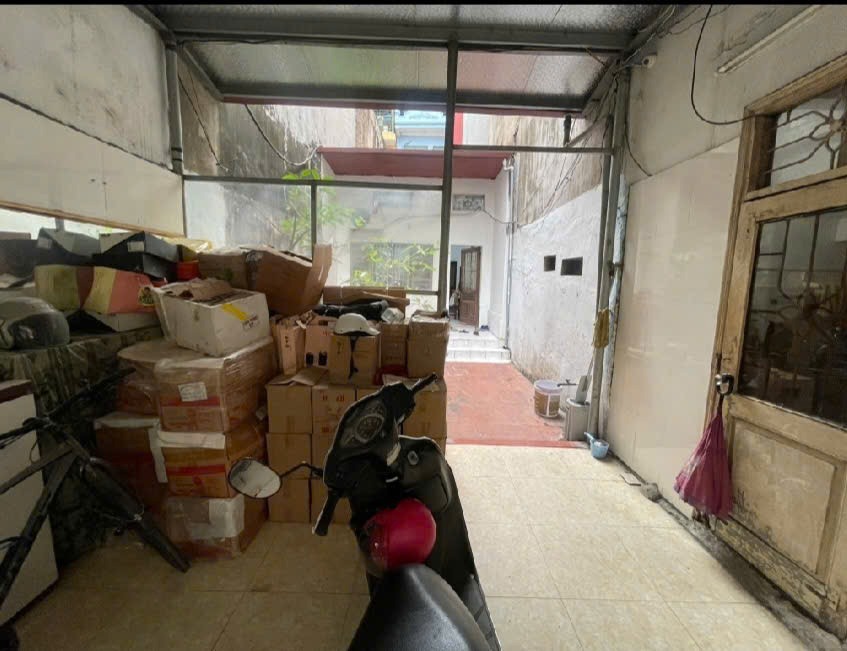 Bán nhà mặt phố Tân Mai - 115m2 - Giá 35 tỷ - Vị trí đắc địa, tiềm năng lớn