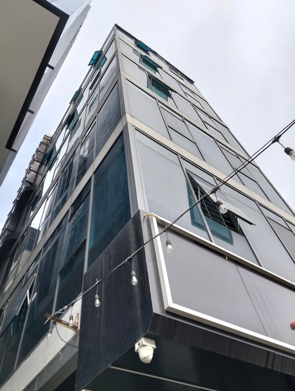 Văn Phòng - Trụ Sở Công Ty Cao Cấp 75m2, 8 Tầng, Mặt Tiền 6m, Lô Góc, Trần Vỹ, Cầu Giấy