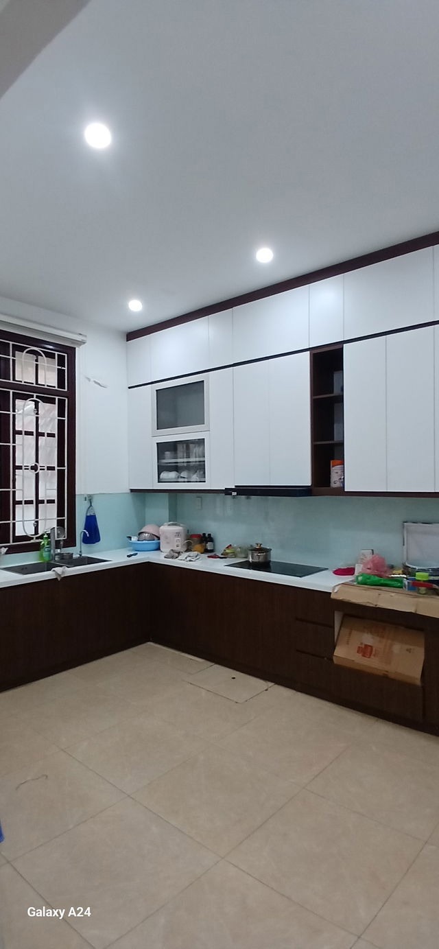 Bán Nhà Phố Nguyễn Chính - Hoàng Mai: 46m2, 5 Tầng, Lô Góc Kinh Doanh, Ô Tô Đỗ Cửa