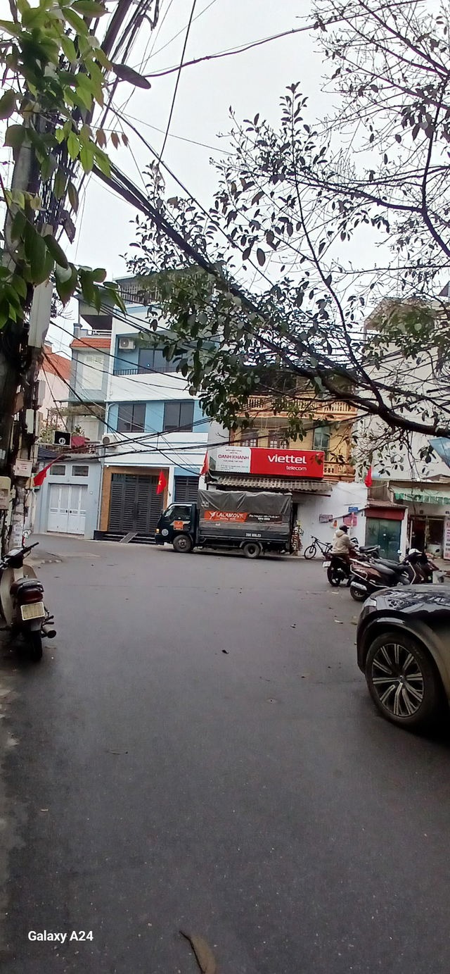 Bán Nhà Phố Nguyễn Chính - Hoàng Mai: 46m2, 5 Tầng, Lô Góc Kinh Doanh, Ô Tô Đỗ Cửa