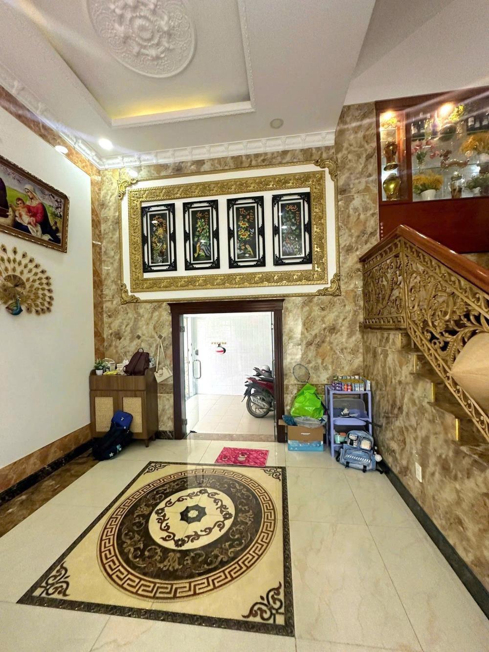Bán Biệt Thự 3 Tầng Đẳng Cấp, Hẻm Ô Tô, Bình Hưng Hòa, Bình Tân